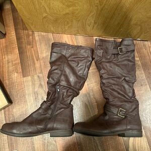 Bamboo Brown Boots size 10